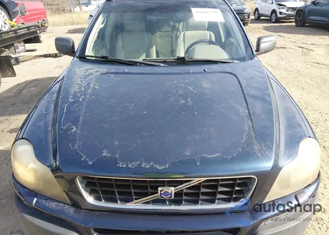 2004 Volvo Xc90 2.5T Awd z USA, uszkodzony, nr VIN YV1CM59H541060227